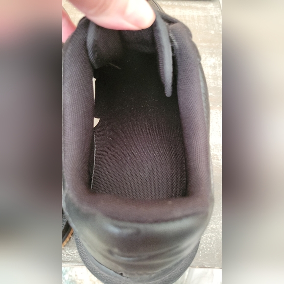 Nike Air Force 1 Luxe Black and Gold Size 10.5 - Picture 9 of 16